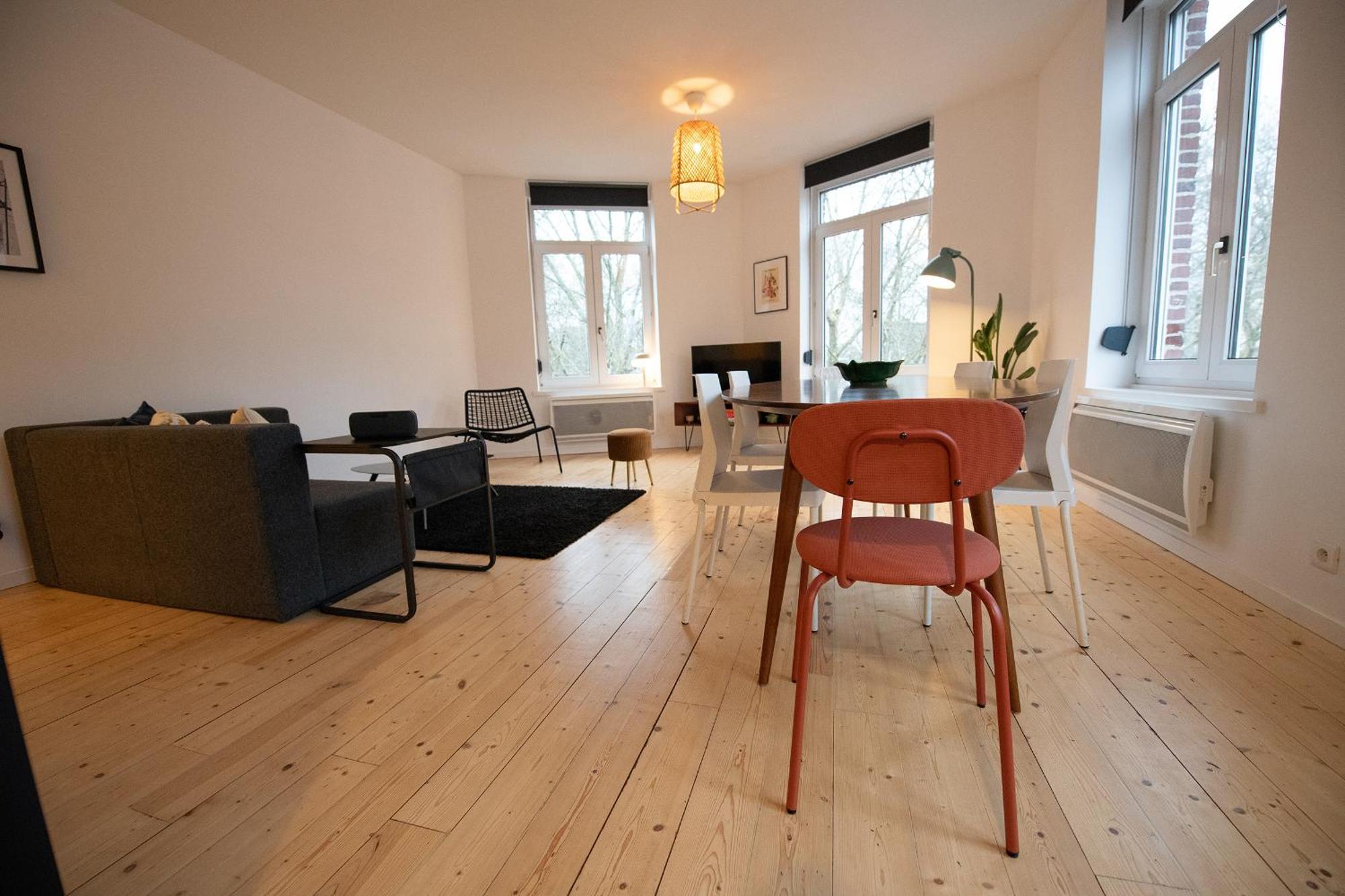 T3 Lumineux Au Coeur De Moulins Garage 2 Places ลีลล์ ภายนอก รูปภาพ